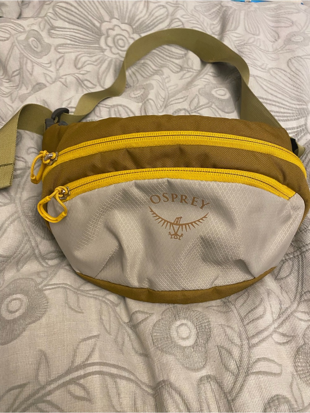 Osprey Fanny pack great condition